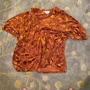 Summer Blouse, short sleeved, in good condition very lightly used. Small